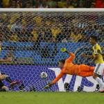 gol colombia uruguay